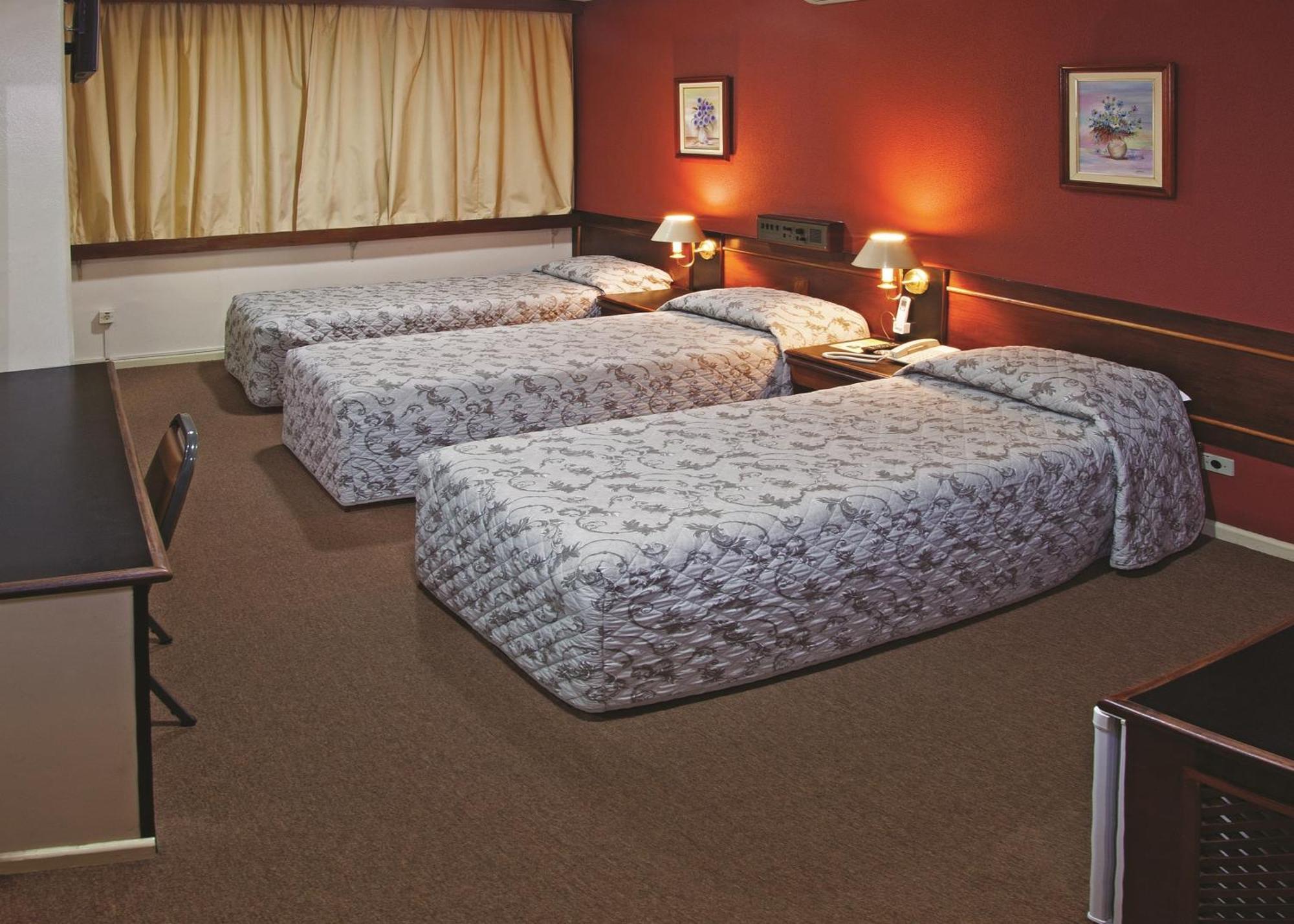 Lira Hotel Kurytyba Zewnętrze zdjęcie